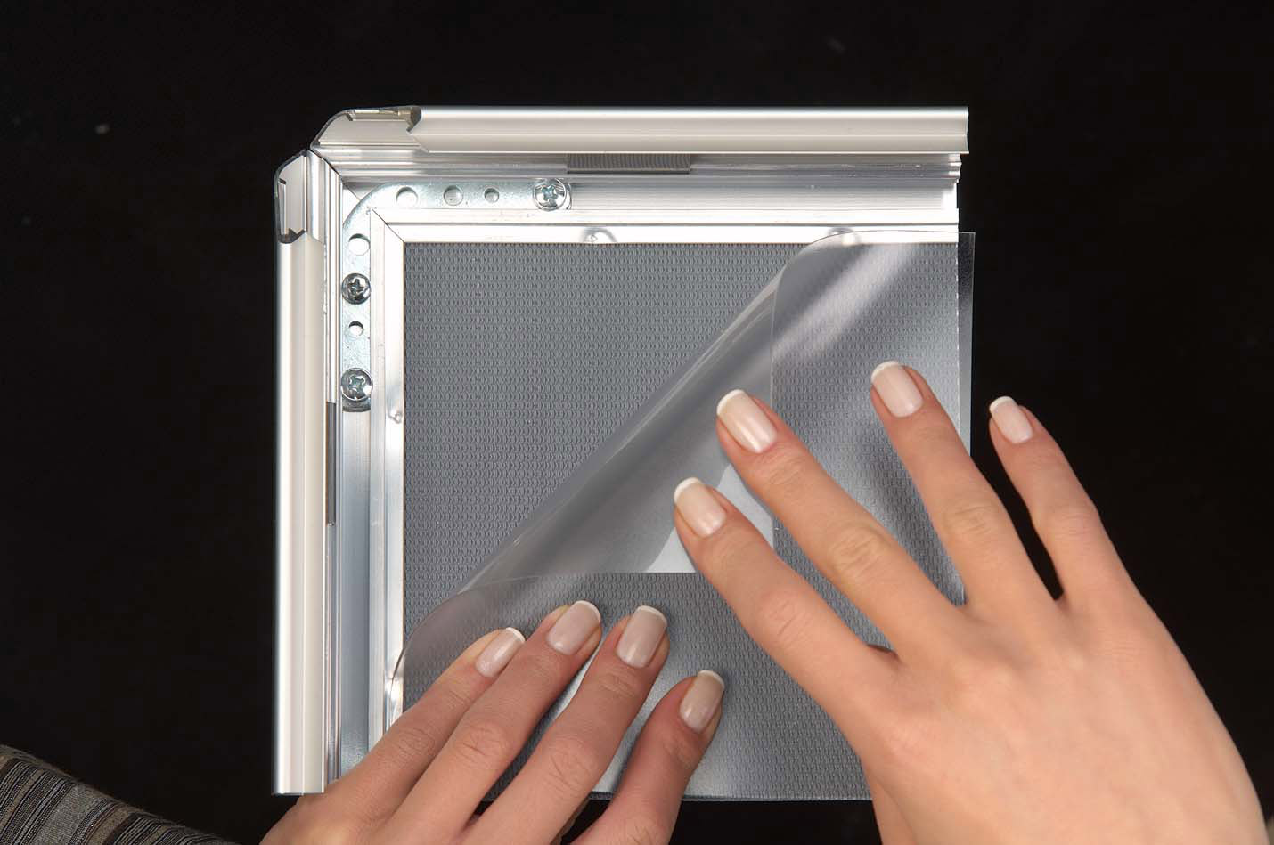 Lockable Snap Frame, 32 mm, mitred corner, B1